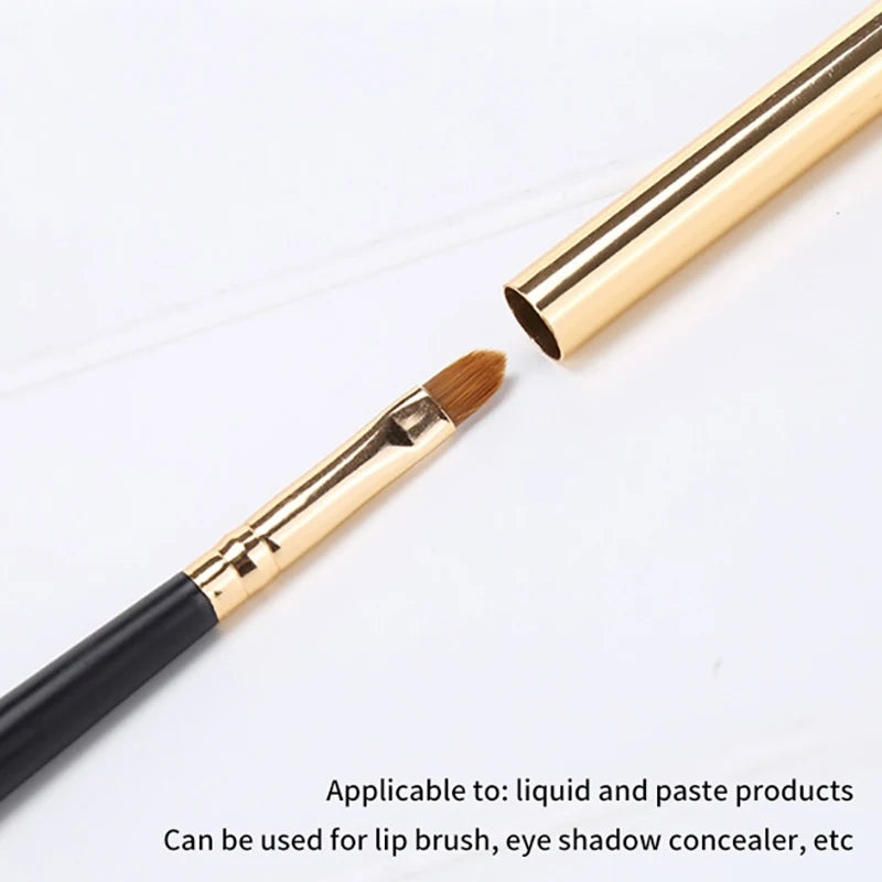 New Portable Retractable Makeup Brush-Eyeshadow Lip Gloss Tool with Adjustable Lips Brush & Protective Cover for Beauty Cosmetic