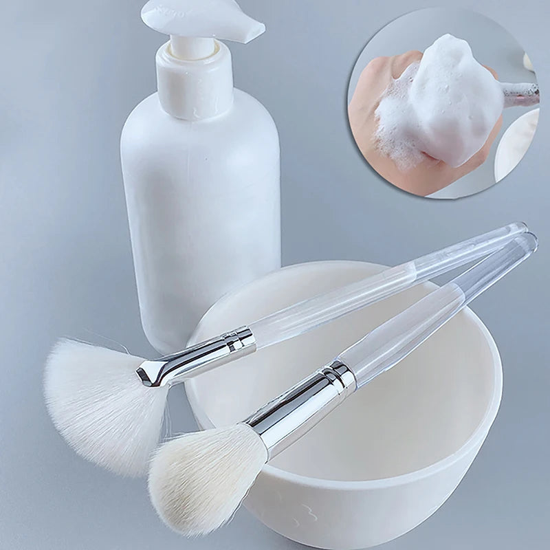 Soft-Bristled Facial Cleansing and Massage Brush – Portable Skincare Tool for Face Washing and Mask Application
