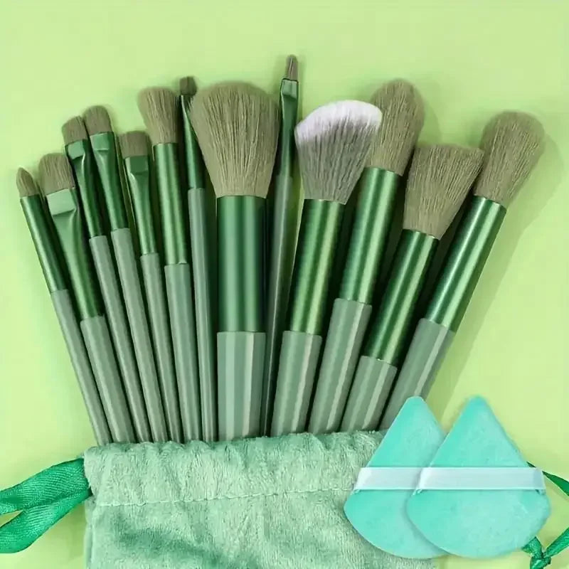 Bristle Makeup Brush Set