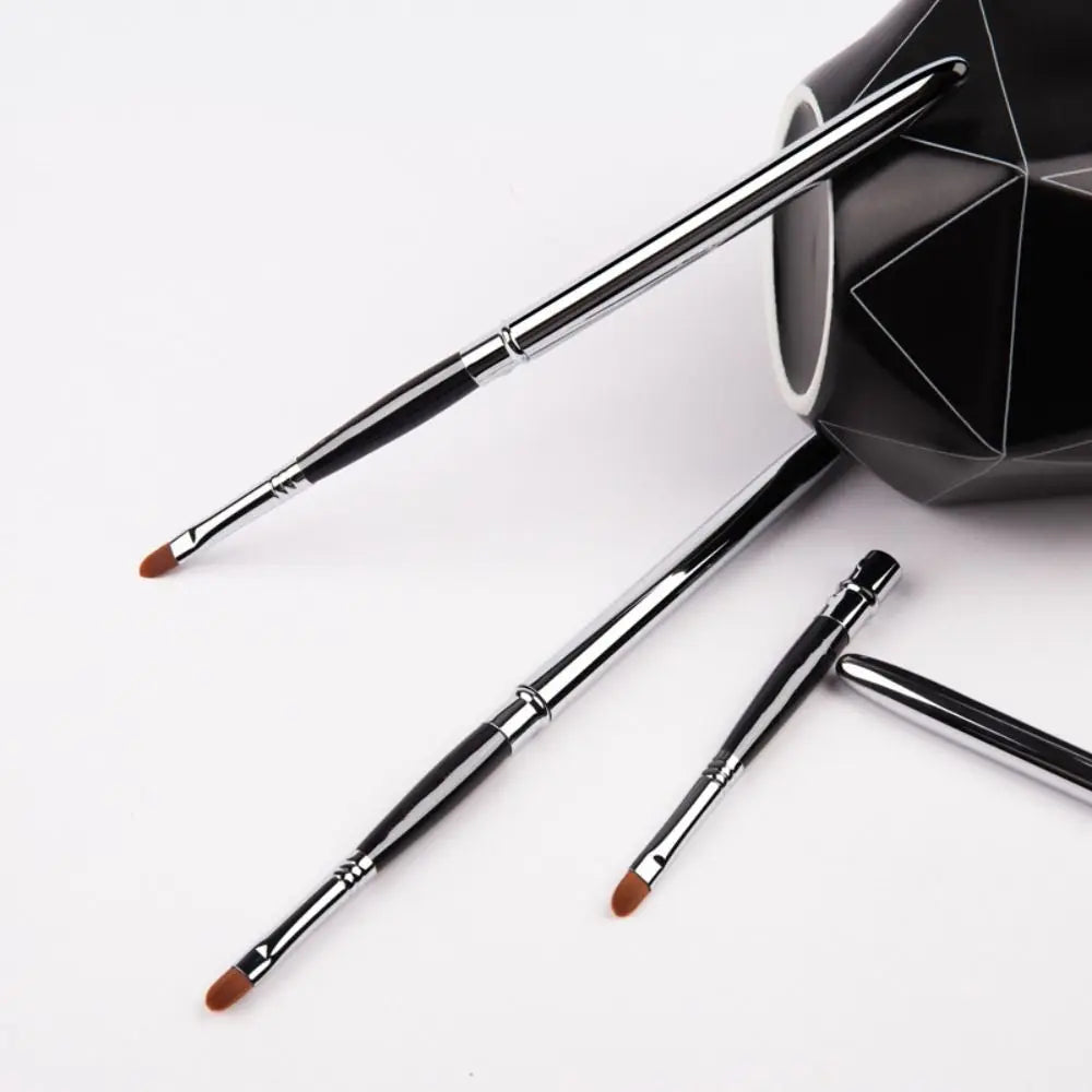 Beauty Lady Lip Gloss Brush Makeup Brush Metal Handle with Protect Cap Cosmetic Brush Lipstick Brush Concealer Brush Lip Brush