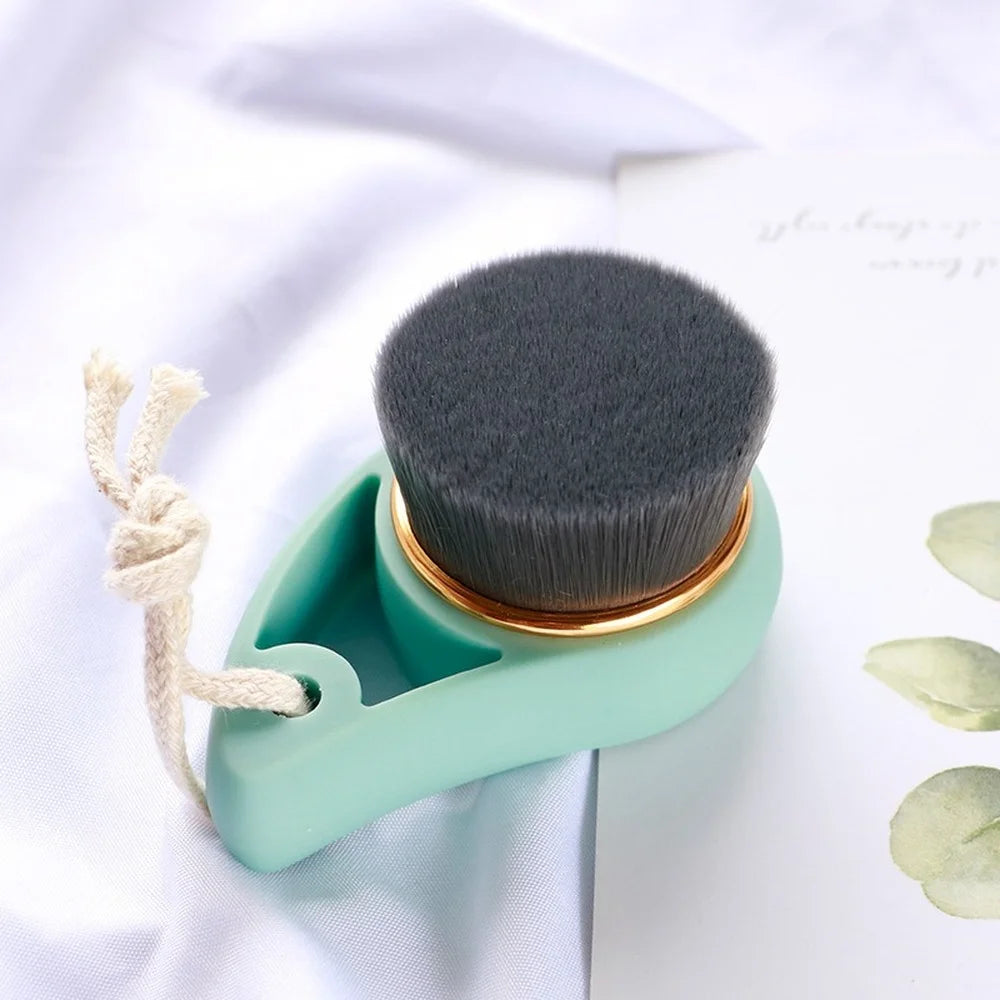 Beauty Brush Comma Shape Soft Bristles Deep Pore Cleaning Portable Mini Face washer Facial Cleaning Brush for facial cleanser