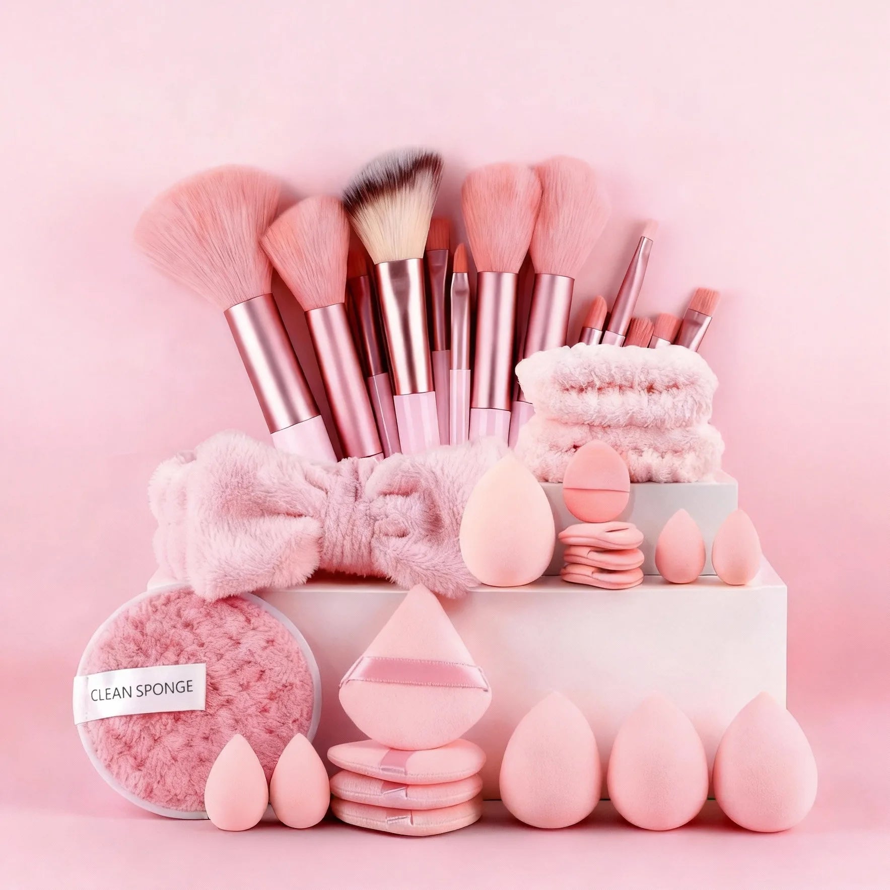 33-piece set: Soft skin-friendly powder puffs, makeup brushes, flocked puffs, water-drop beauty blenders, headbands